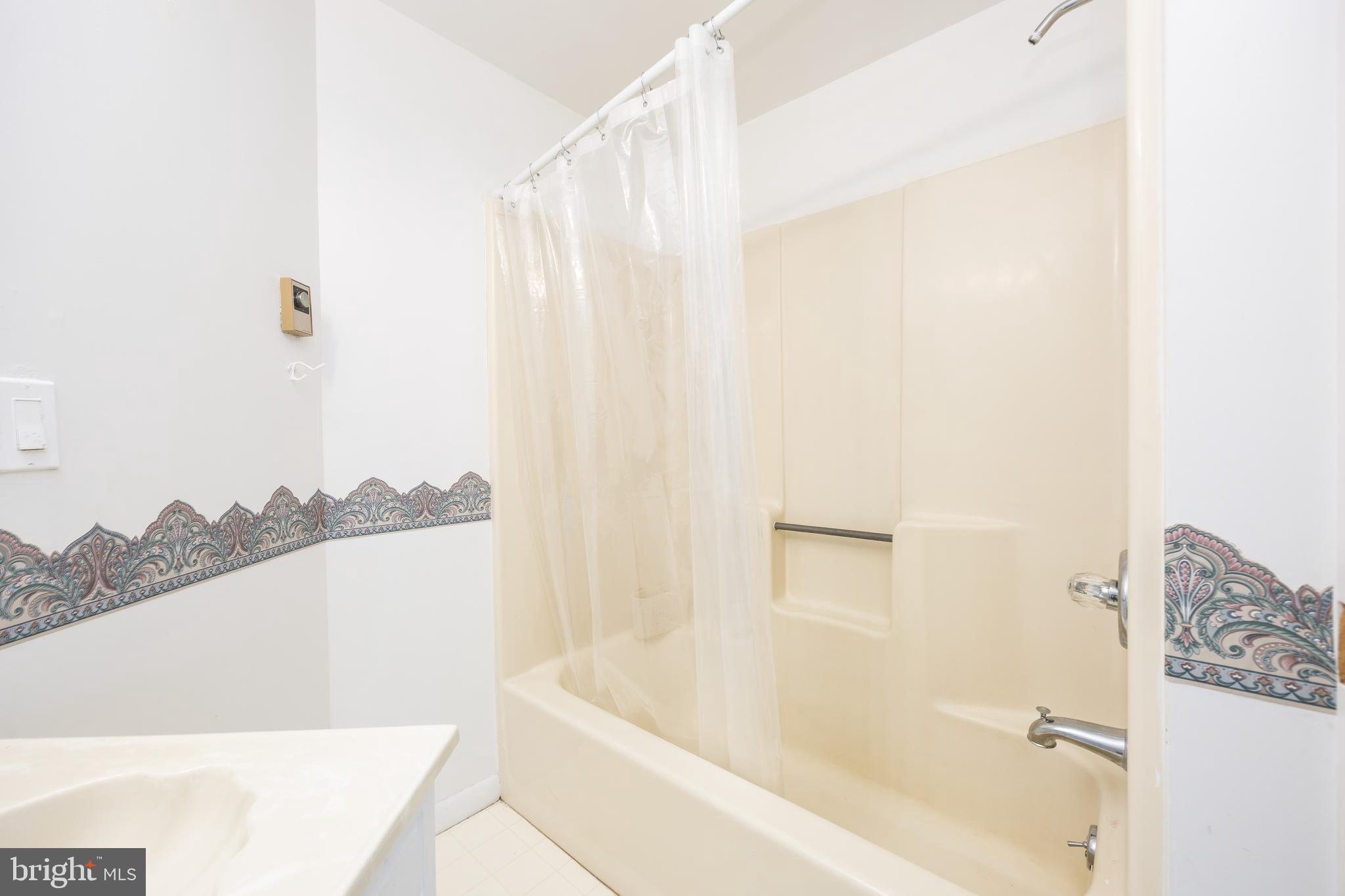 4421 BEECHWOOD PLACE