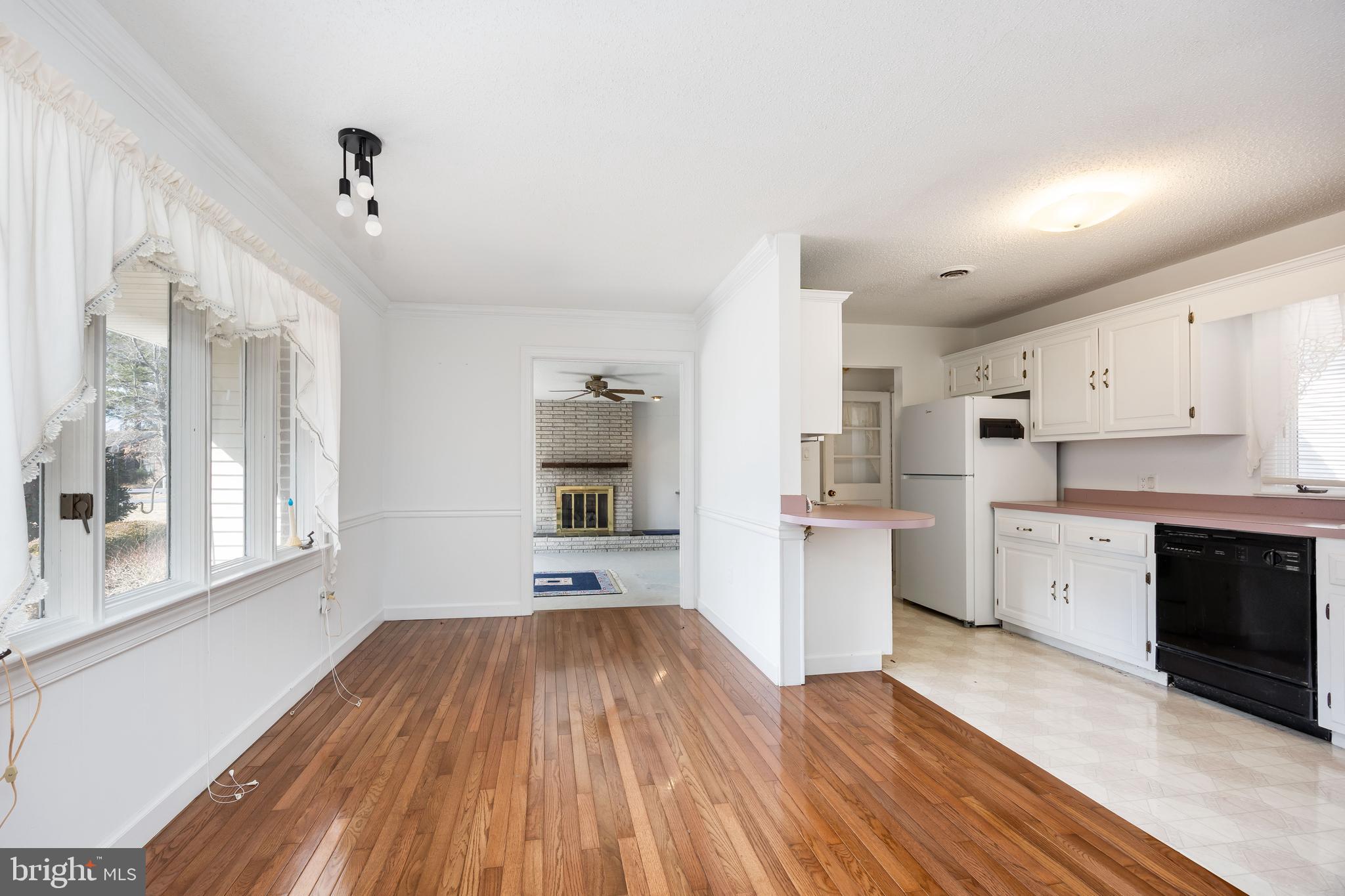 4421 BEECHWOOD PLACE