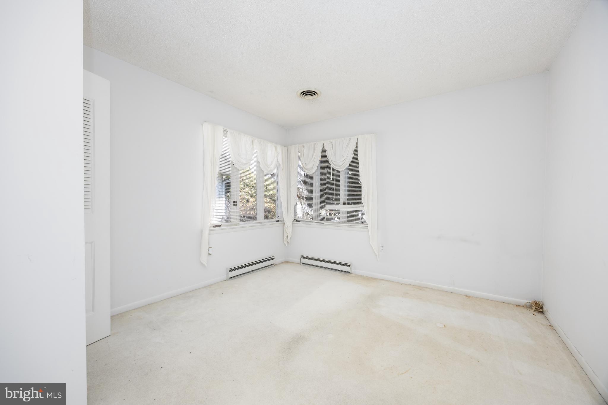 4421 BEECHWOOD PLACE