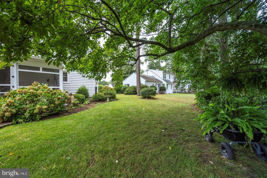 921 RIVERSIDE DRIVE