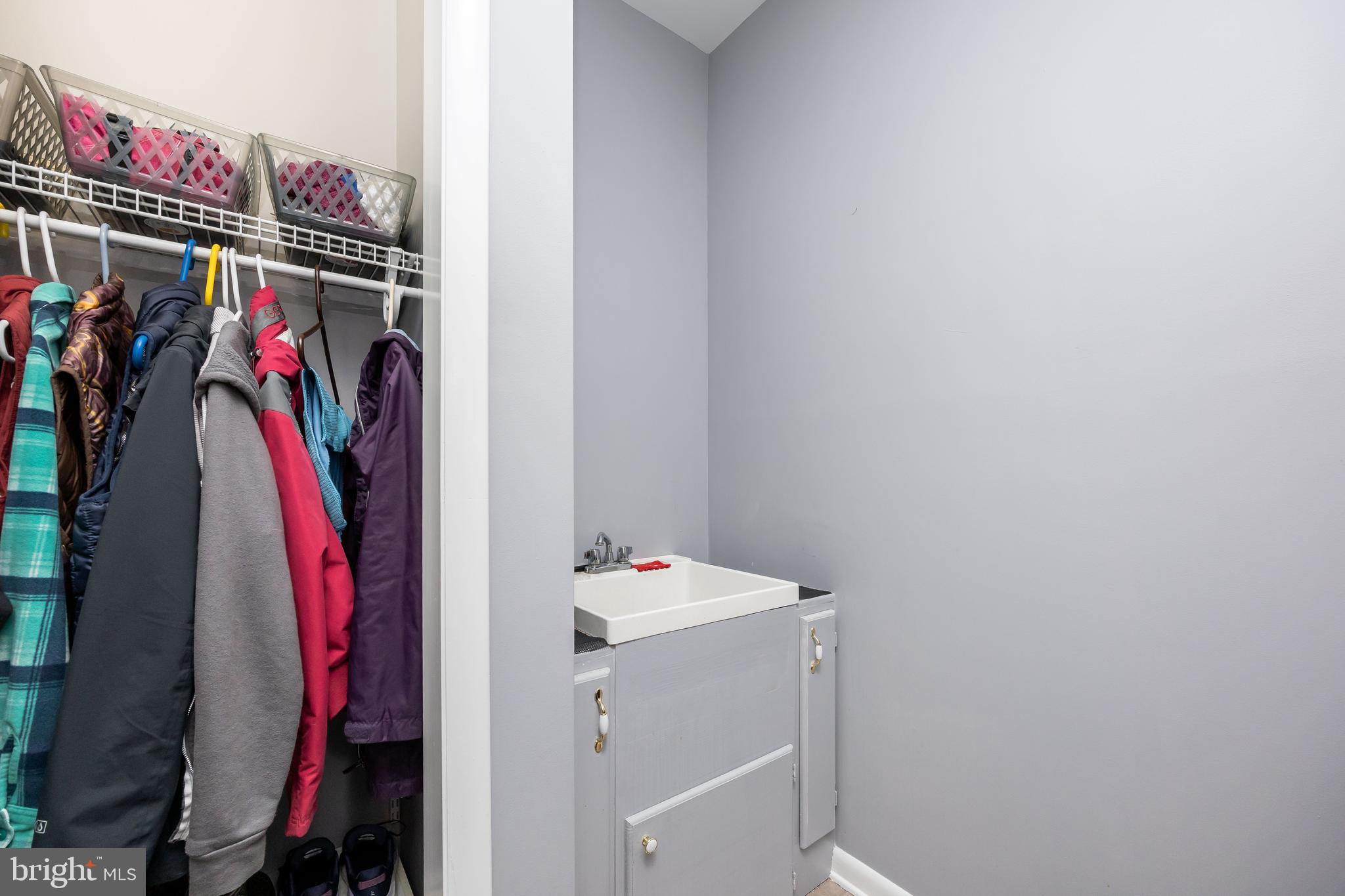 7814 BROADLEAF DRIVE