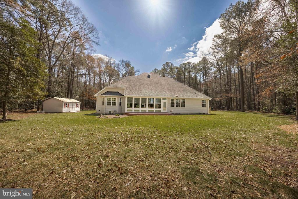 7814 BROADLEAF DRIVE