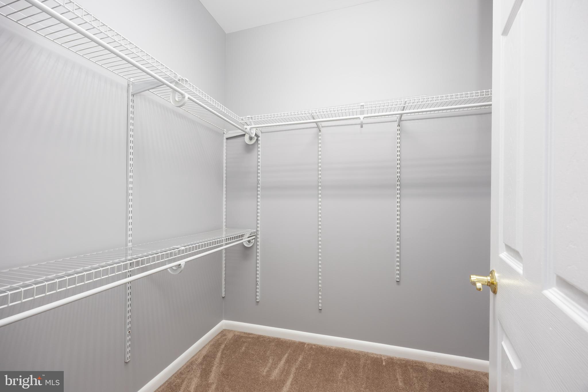 7814 BROADLEAF DRIVE