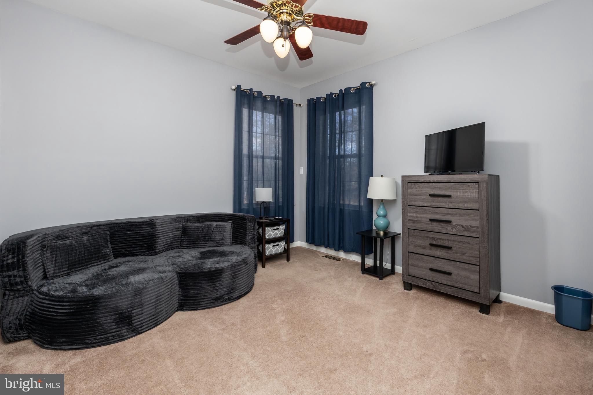 7814 BROADLEAF DRIVE