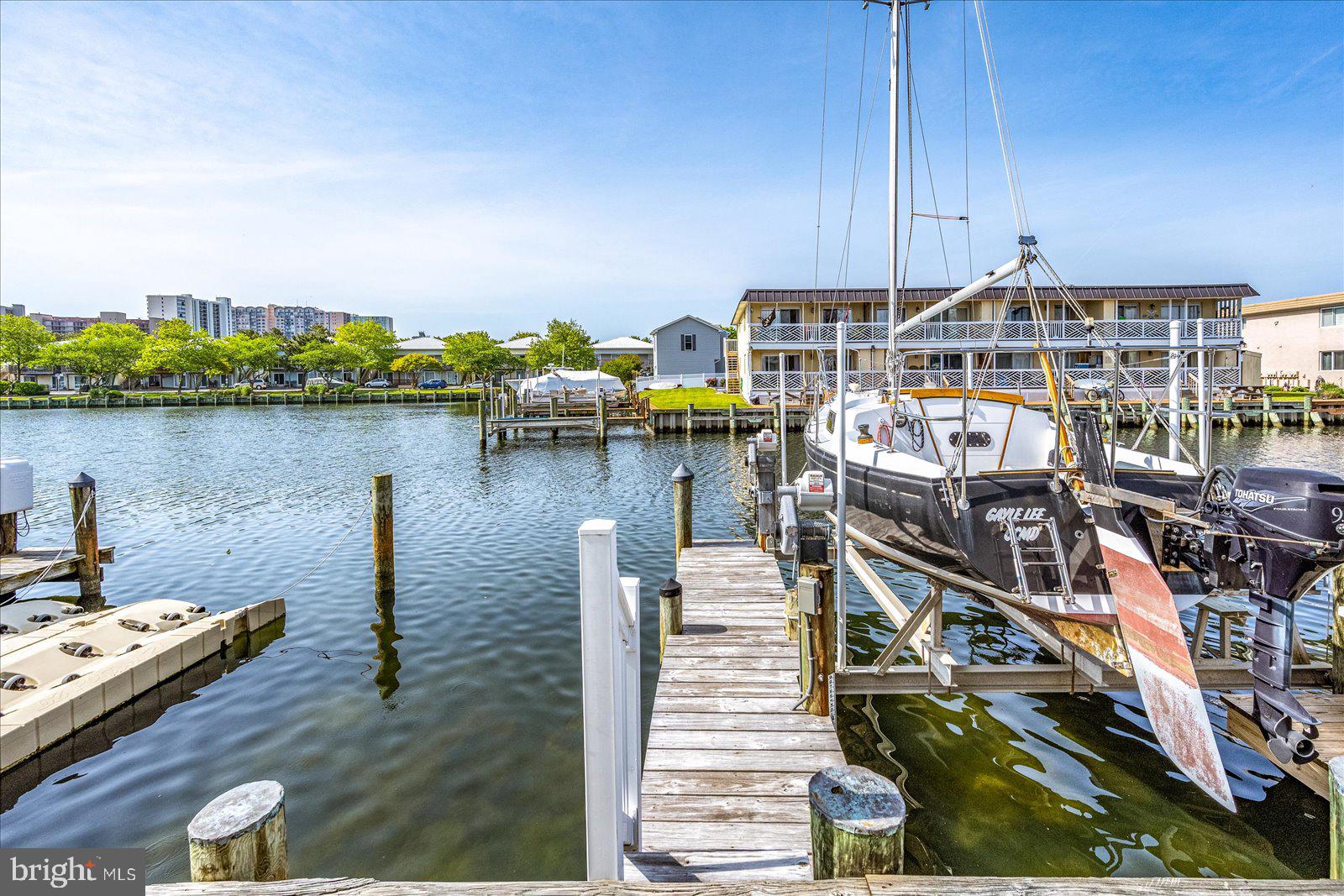 119-A Newport Bay Dr #119a