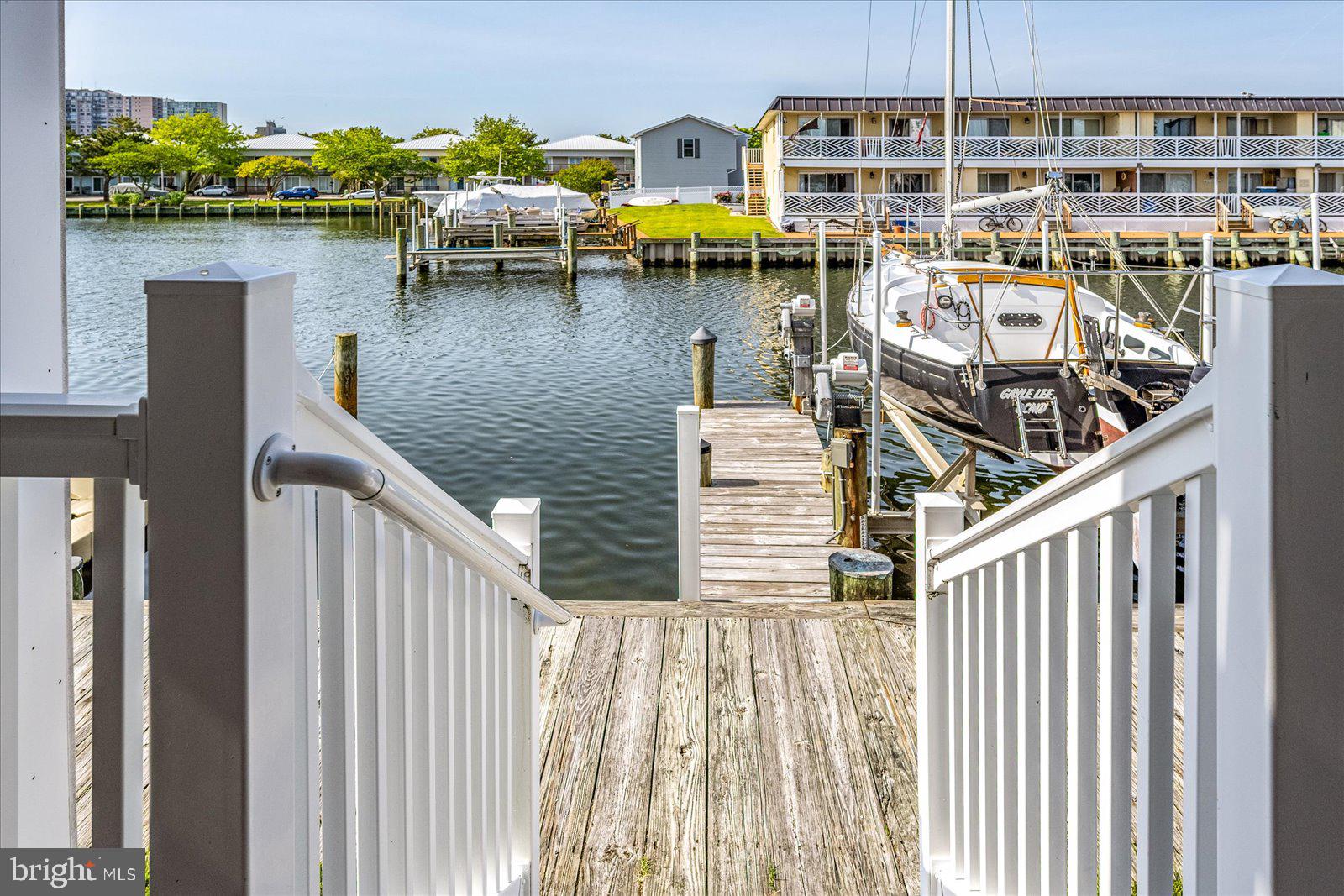 119-A Newport Bay Dr #119a