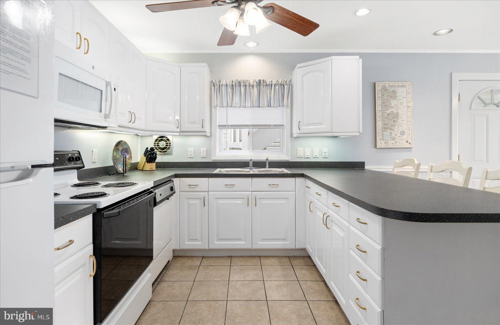 119-A Newport Bay Dr #119a