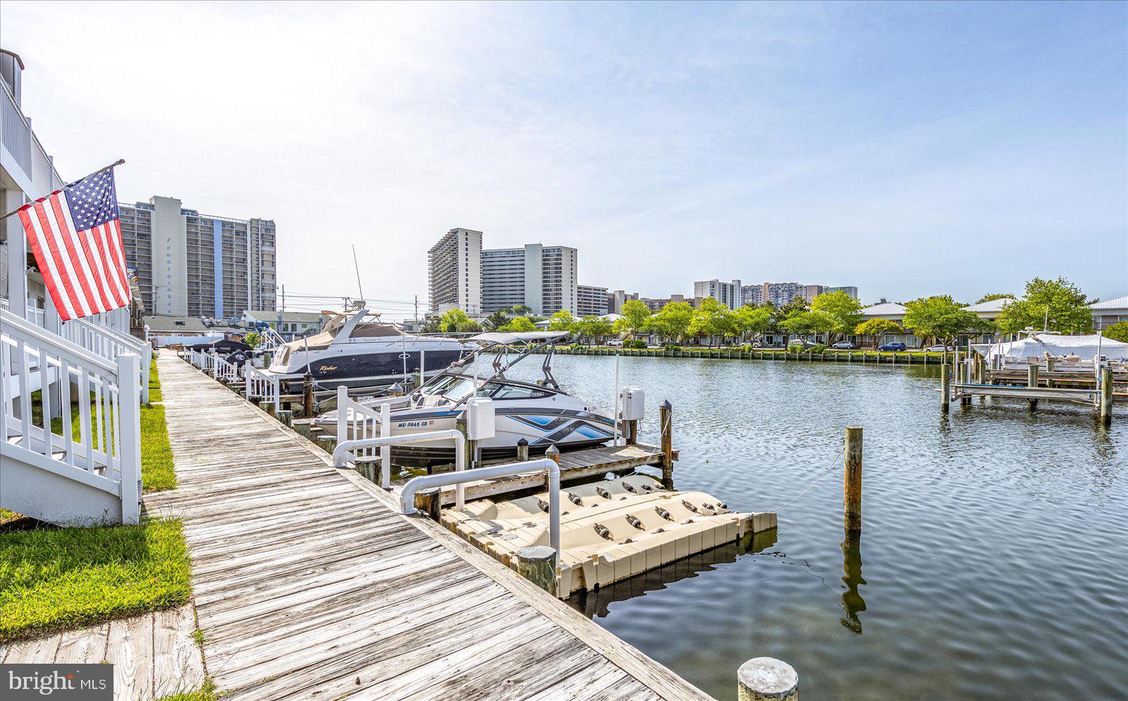 119-A Newport Bay Dr #119a