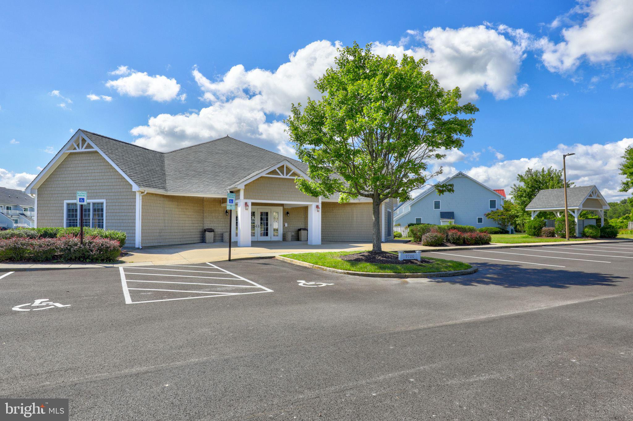 9721 Village Ln #9711d