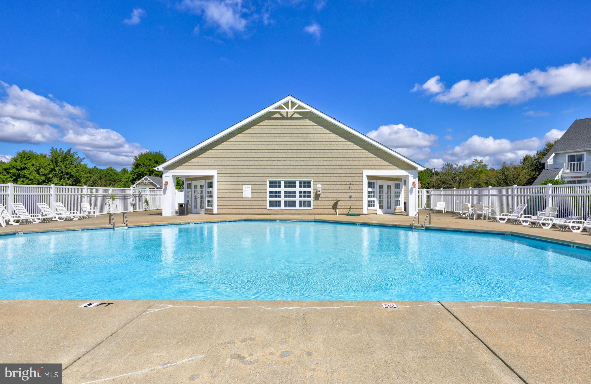 9721 Village Ln #9711d