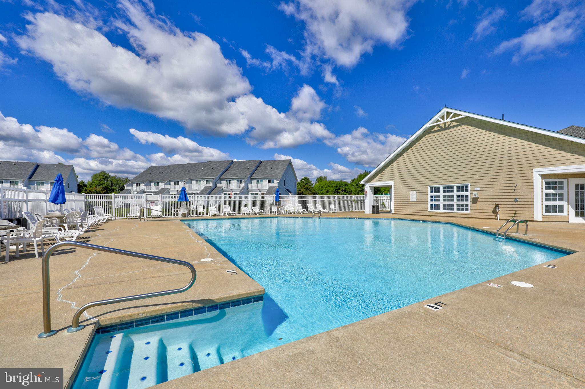 9721 Village Ln #9711d