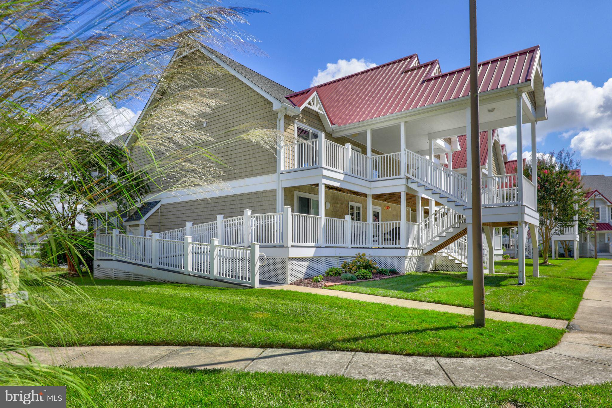 9721 Village Ln #9711d