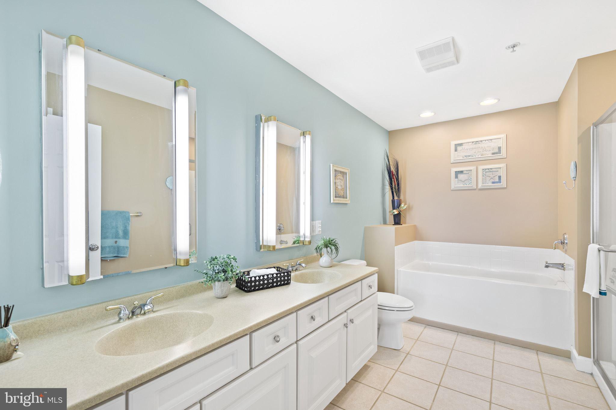 9721 Village Ln #9711d