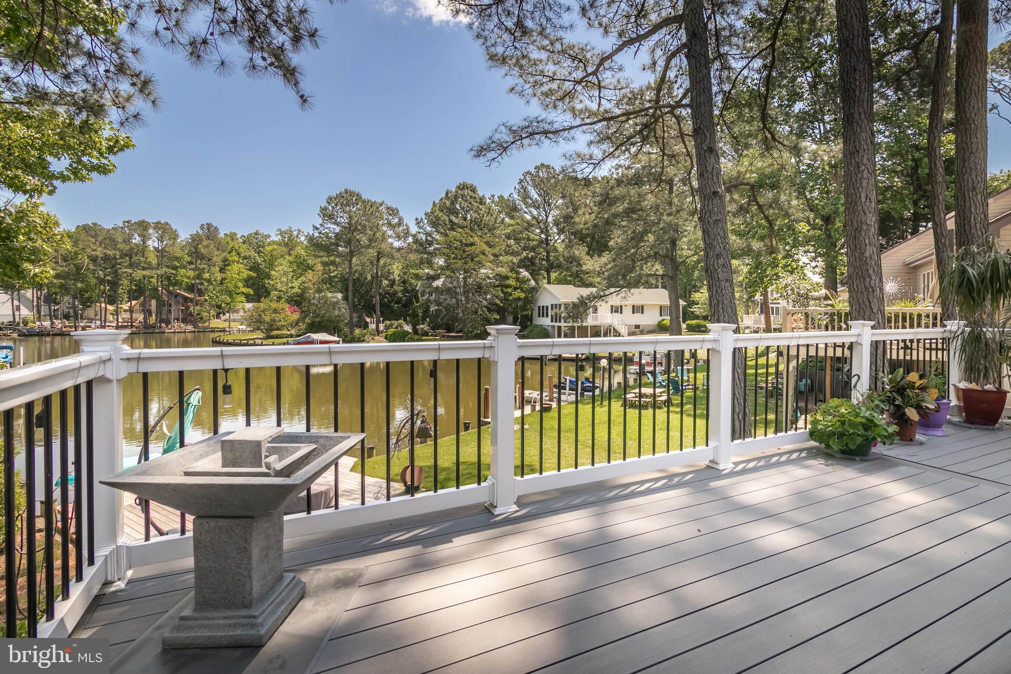 14 Drawbridge Rd