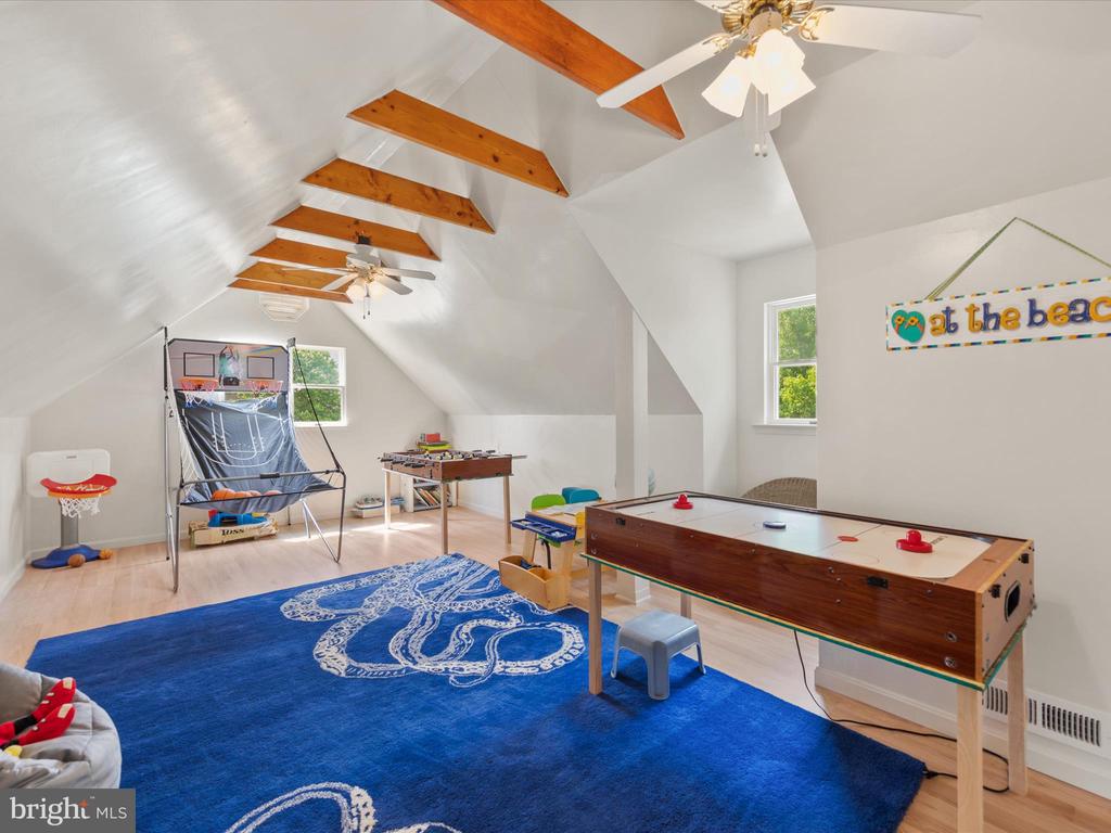 2 Crab Cay Ct
