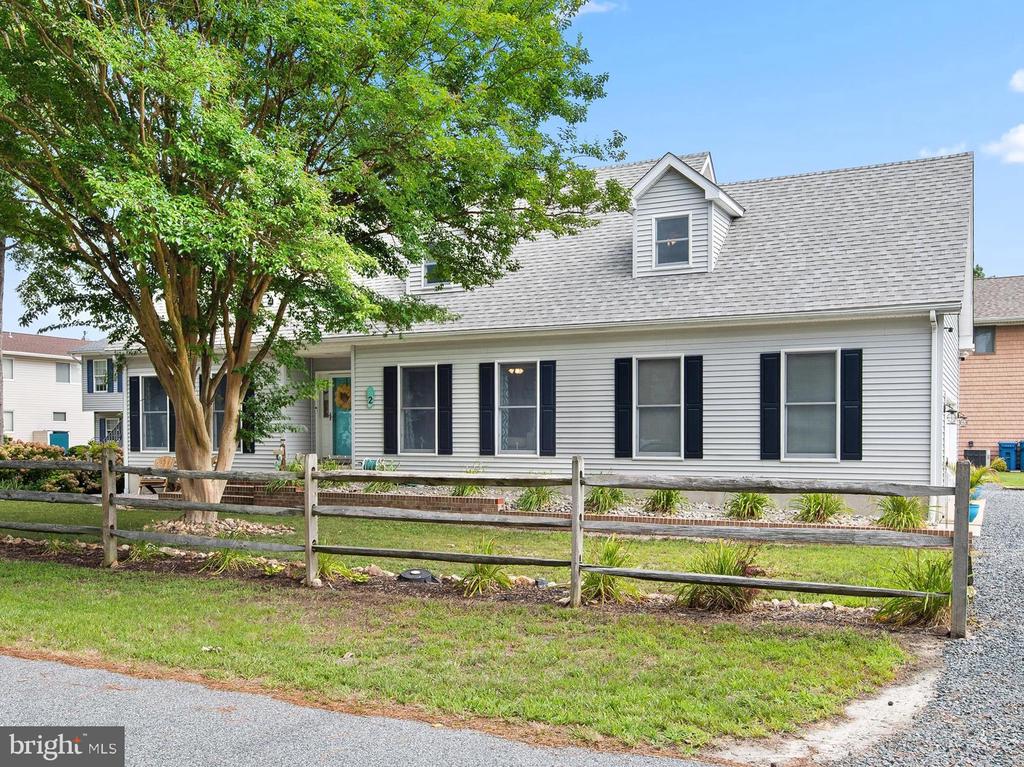 2 Crab Cay Ct