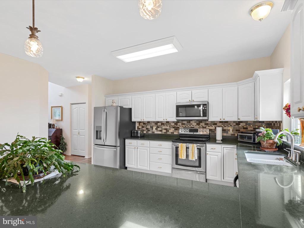 102 Ann Ct
