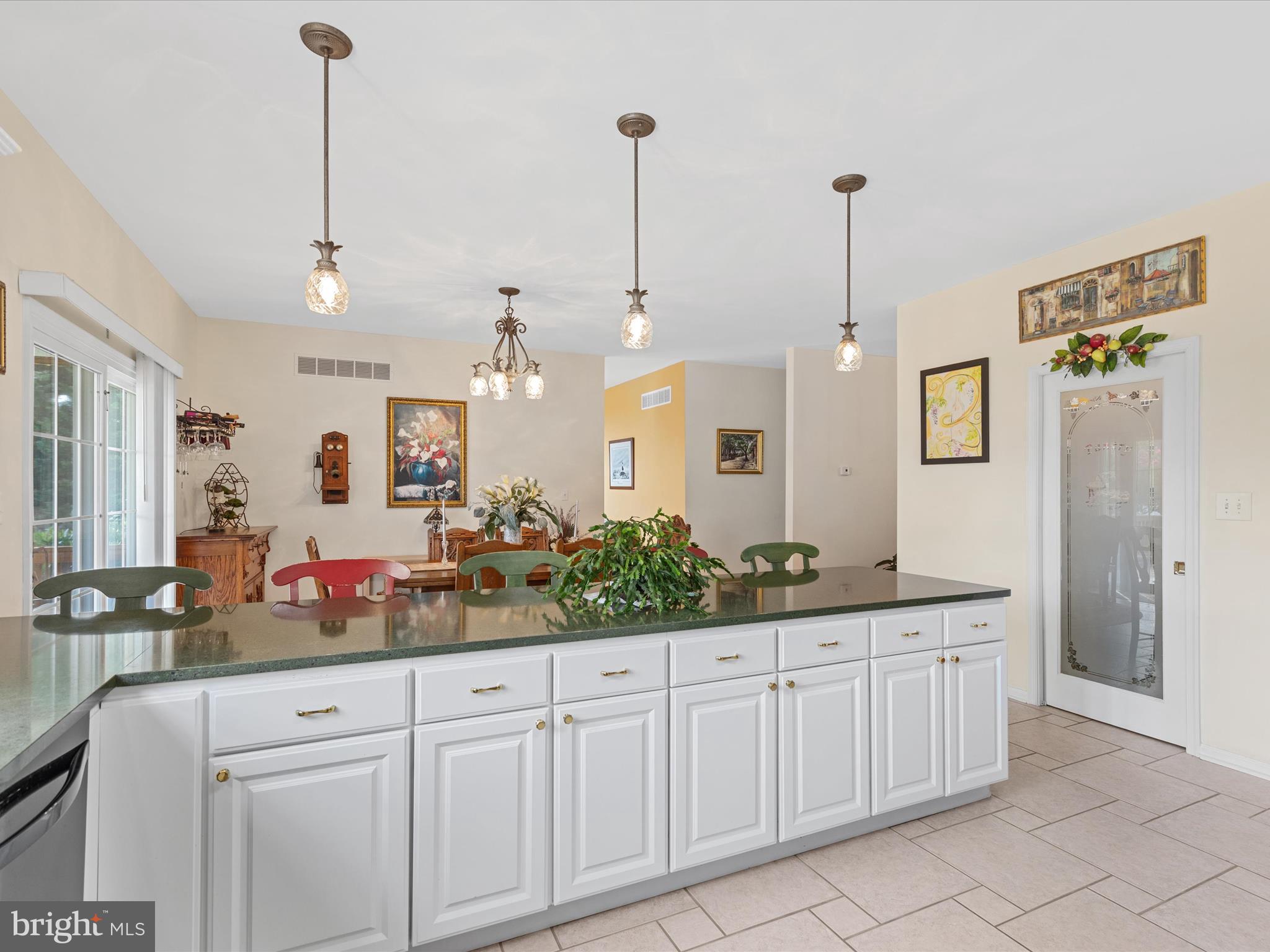 102 Ann Ct