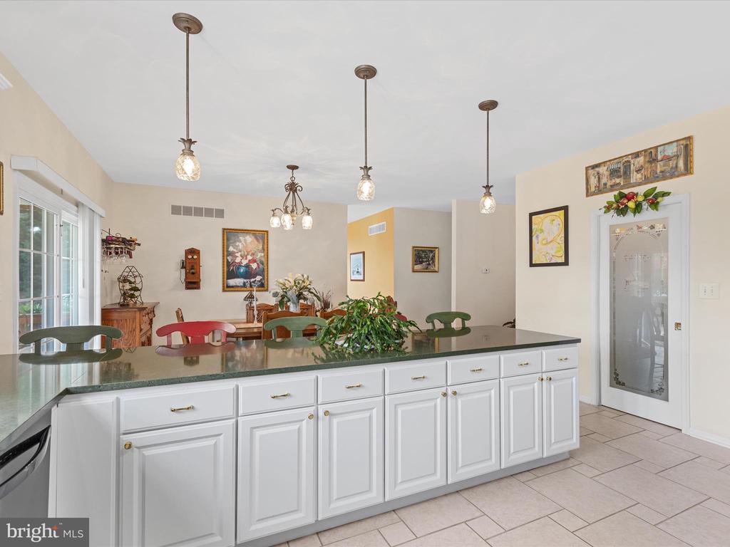 102 Ann Ct
