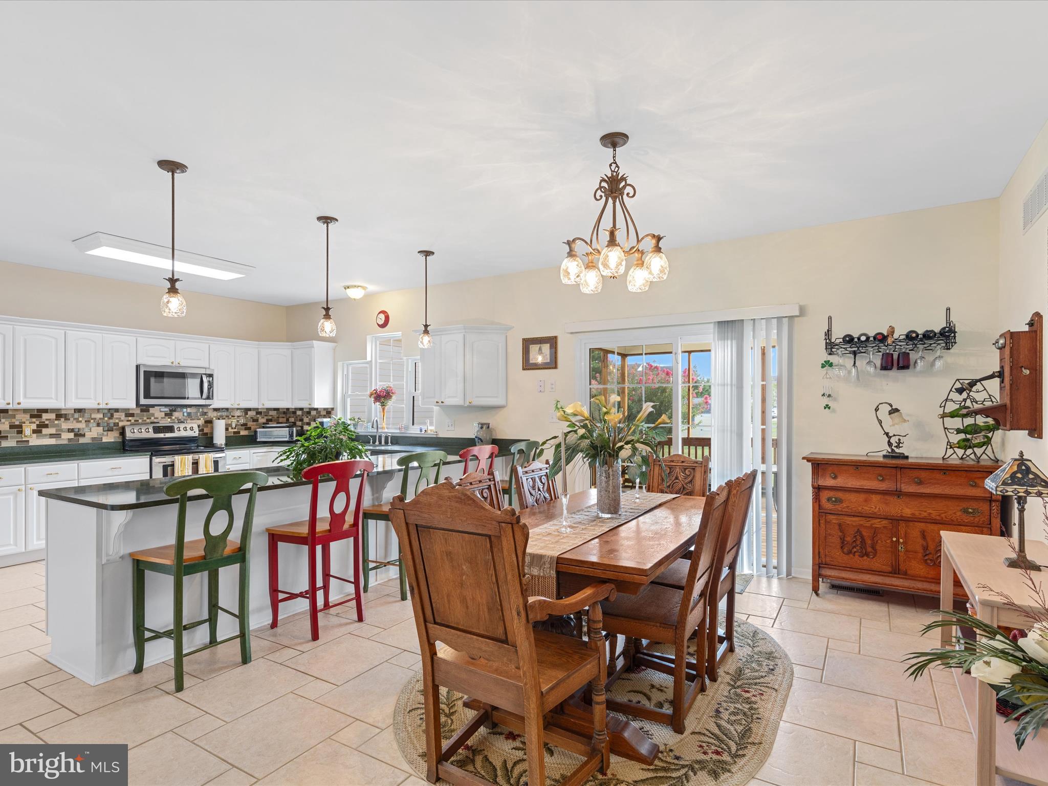 102 Ann Ct