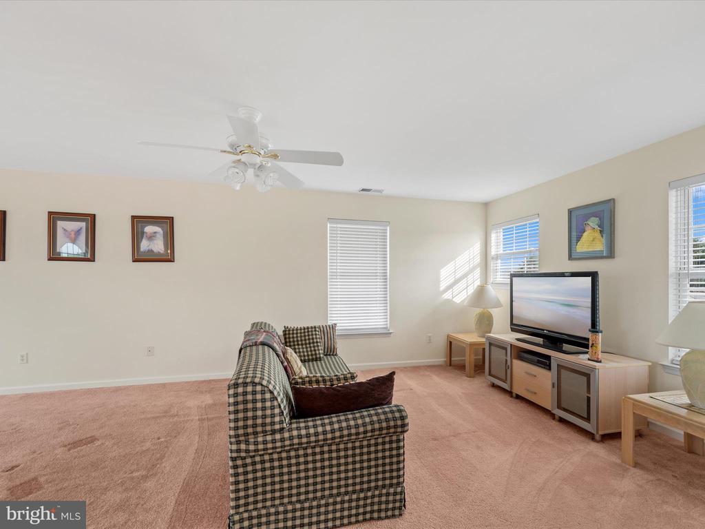 102 Ann Ct