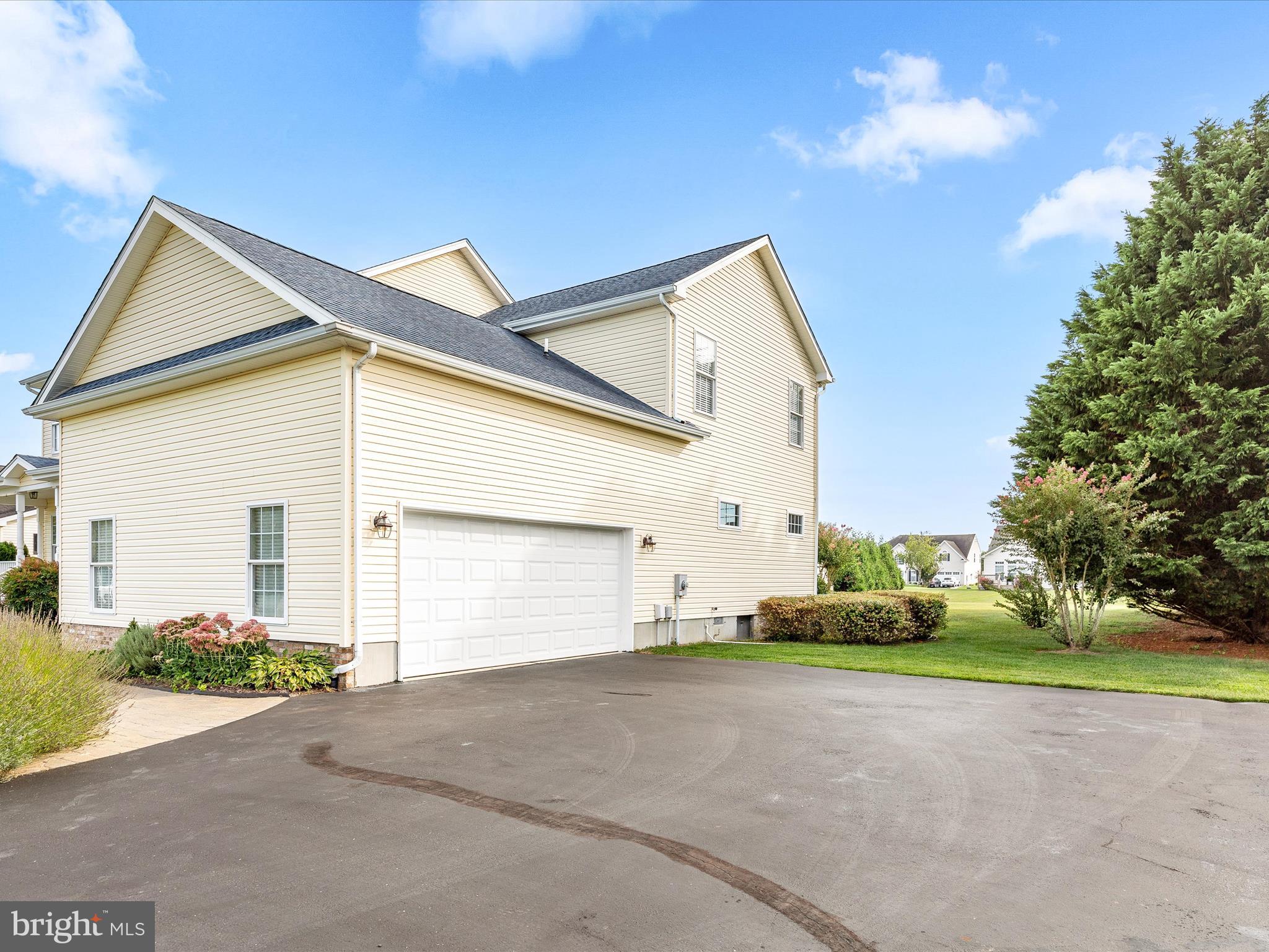 102 Ann Ct