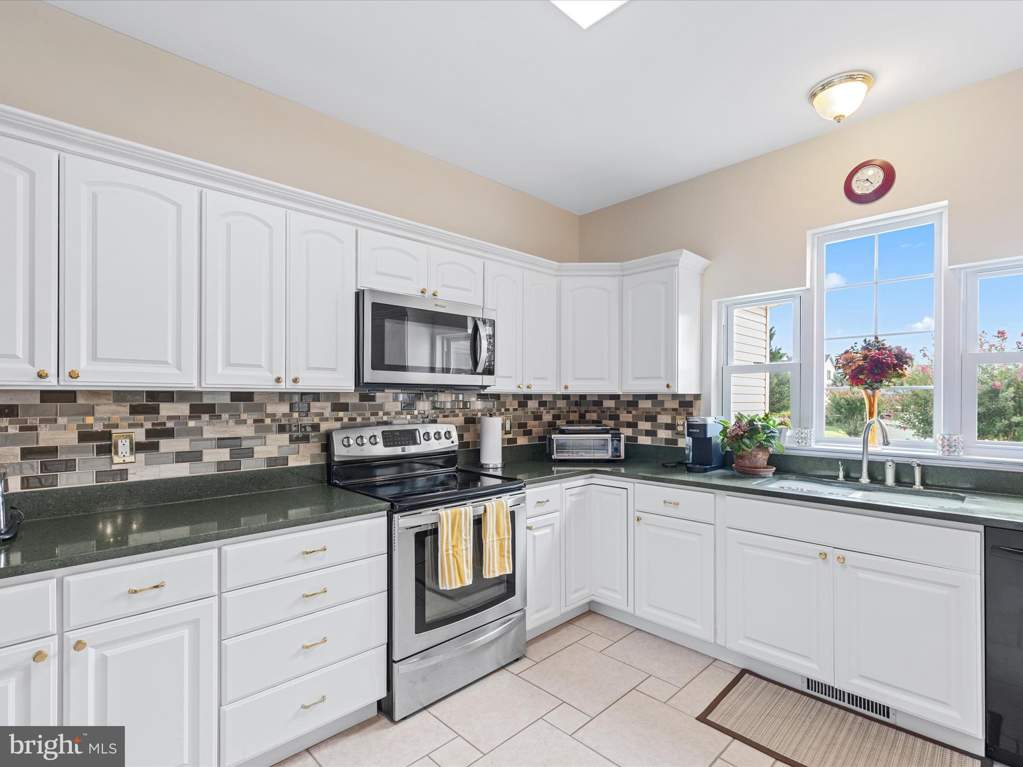 102 Ann Ct