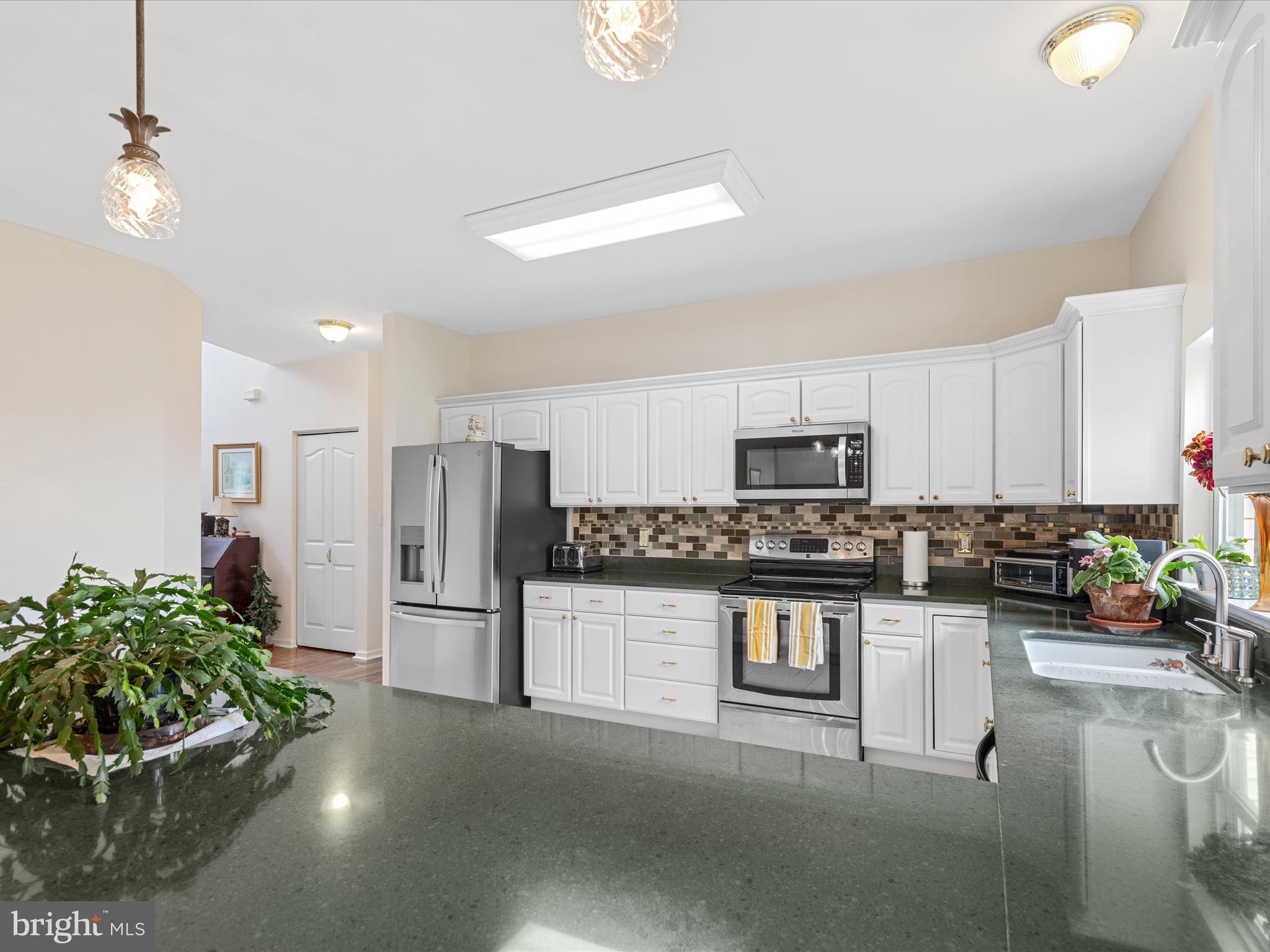 102 Ann Ct