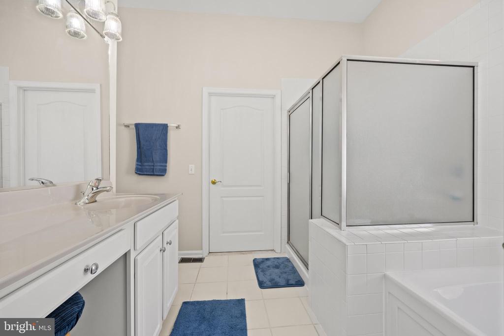 58 Chatham Ct