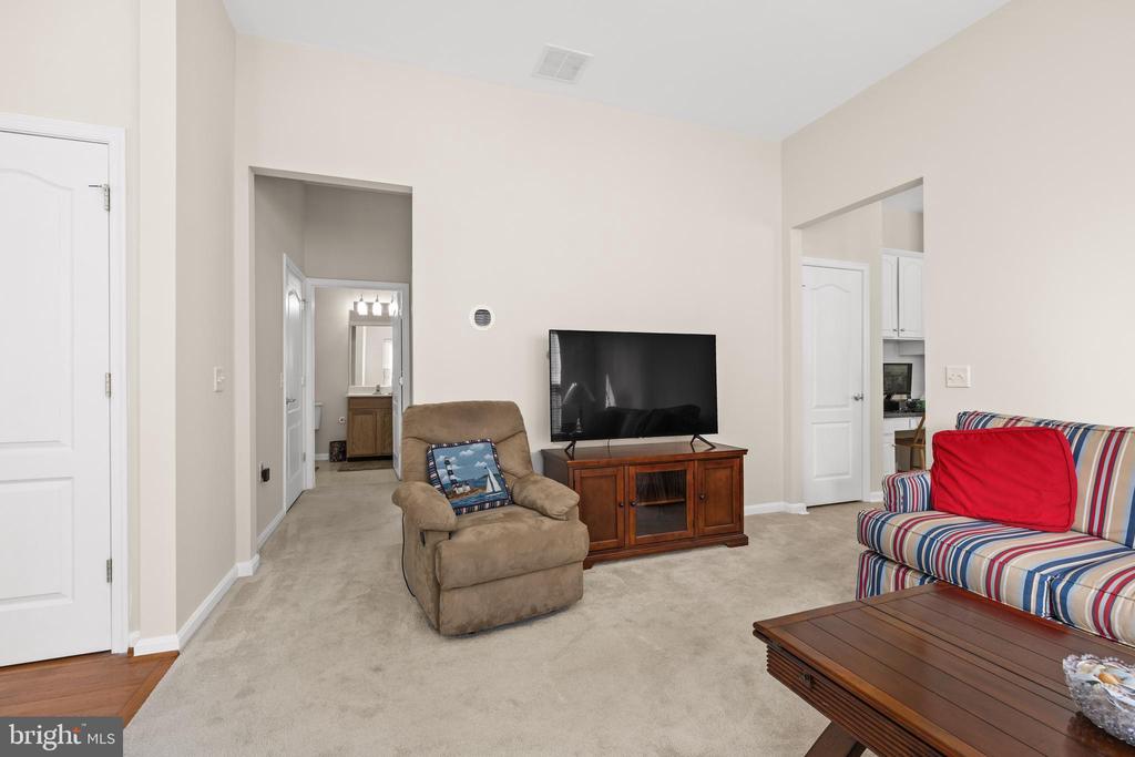 58 Chatham Ct