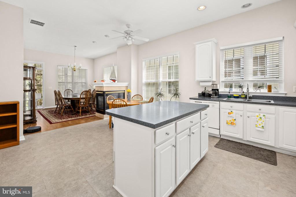 58 Chatham Ct