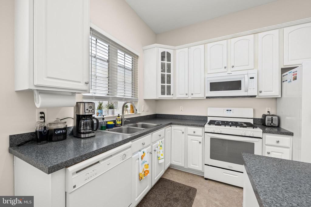 58 Chatham Ct