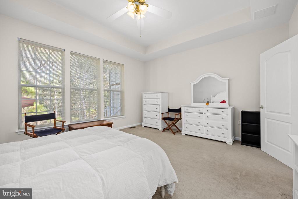 58 Chatham Ct