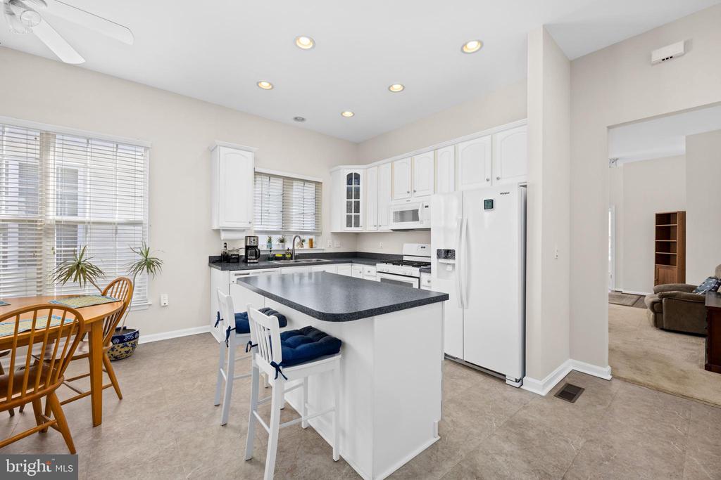 58 Chatham Ct