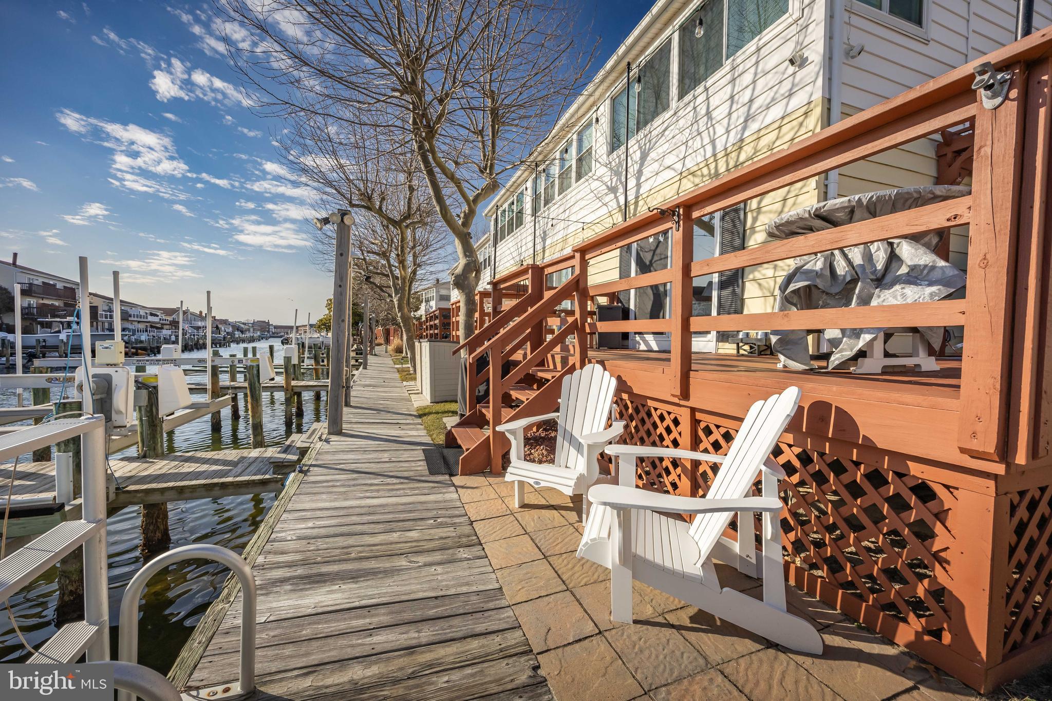 131 Newport Bay Dr #1