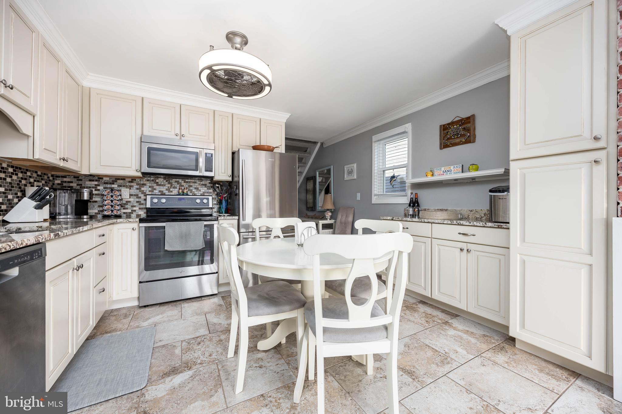 131 Newport Bay Dr #1