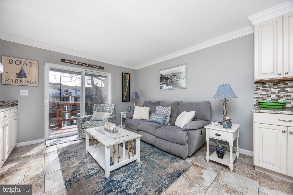 131 Newport Bay Dr #1