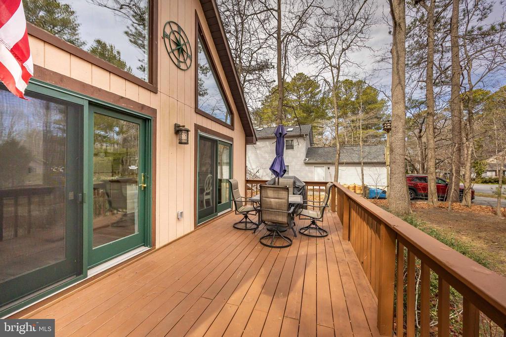 54 Falcon Bridge Rd