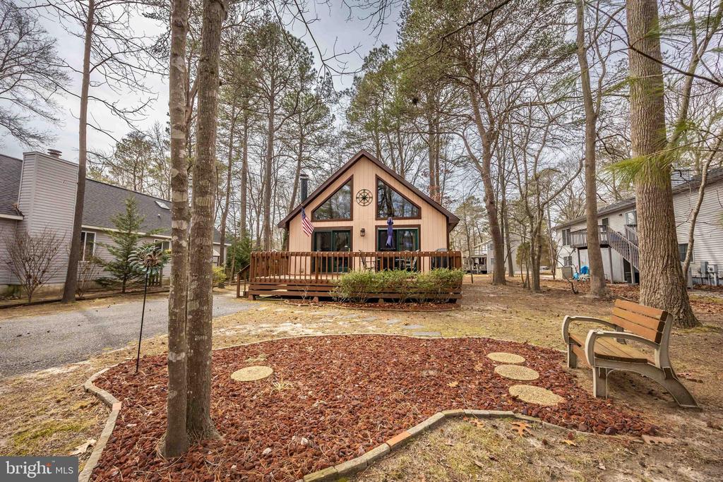 54 Falcon Bridge Rd