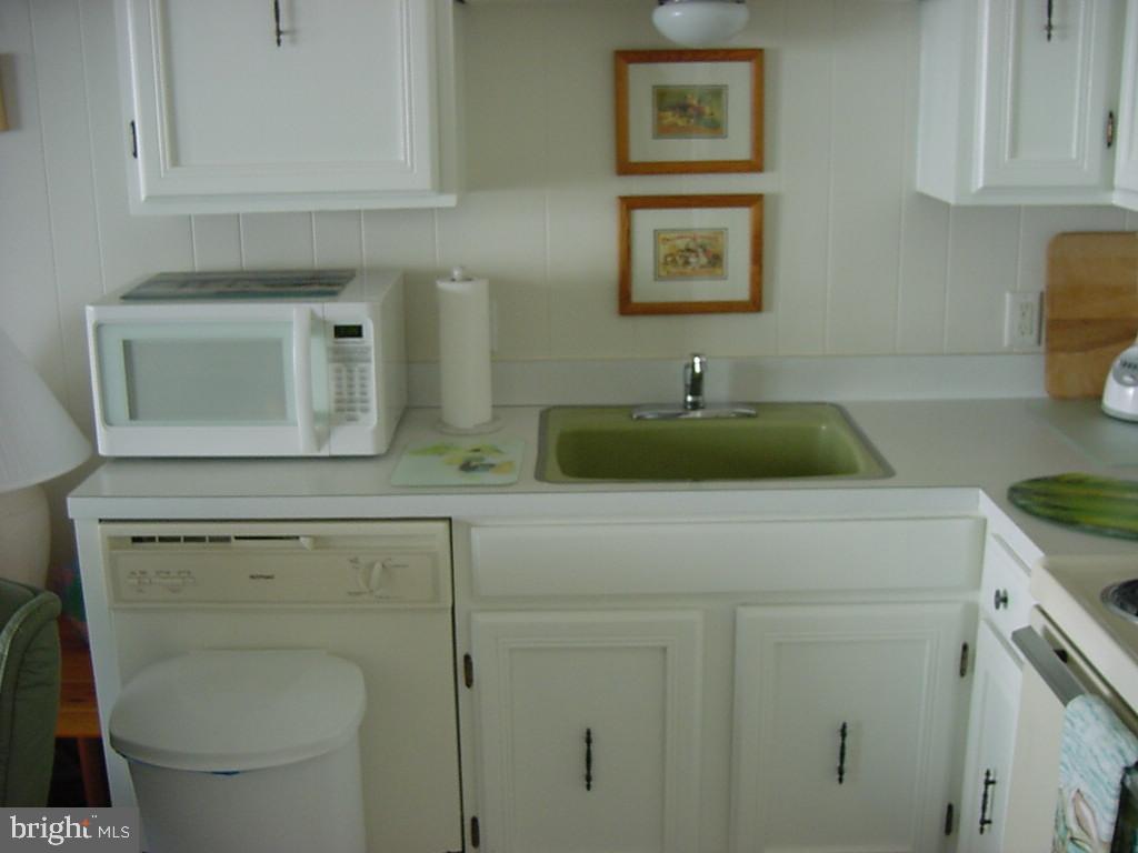 11 91ST STREET 102