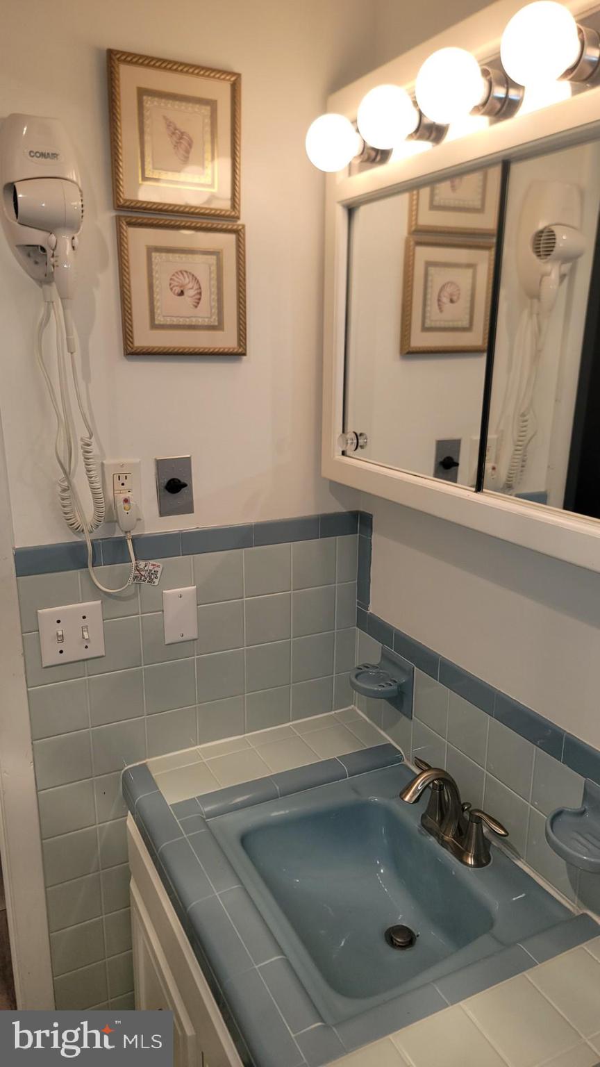 11 91ST STREET 102