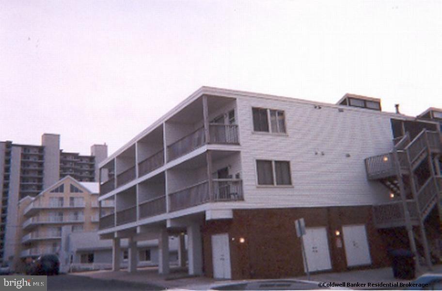 11 91ST STREET 102