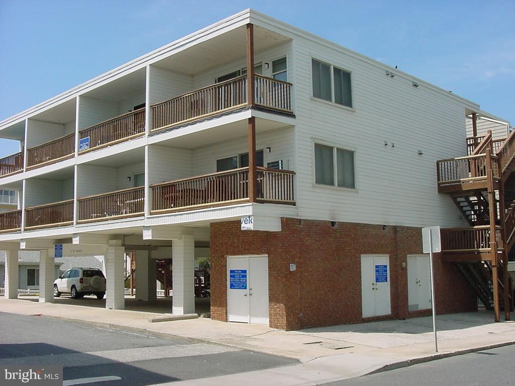 11 91ST STREET 102