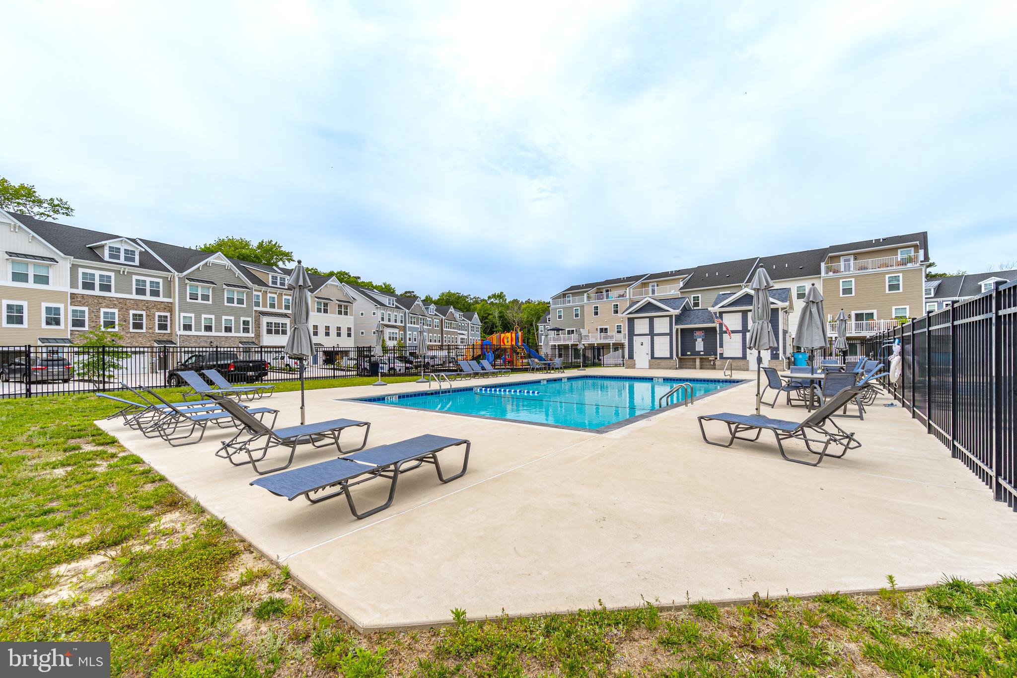 12428 SEA OAKS LANE 4