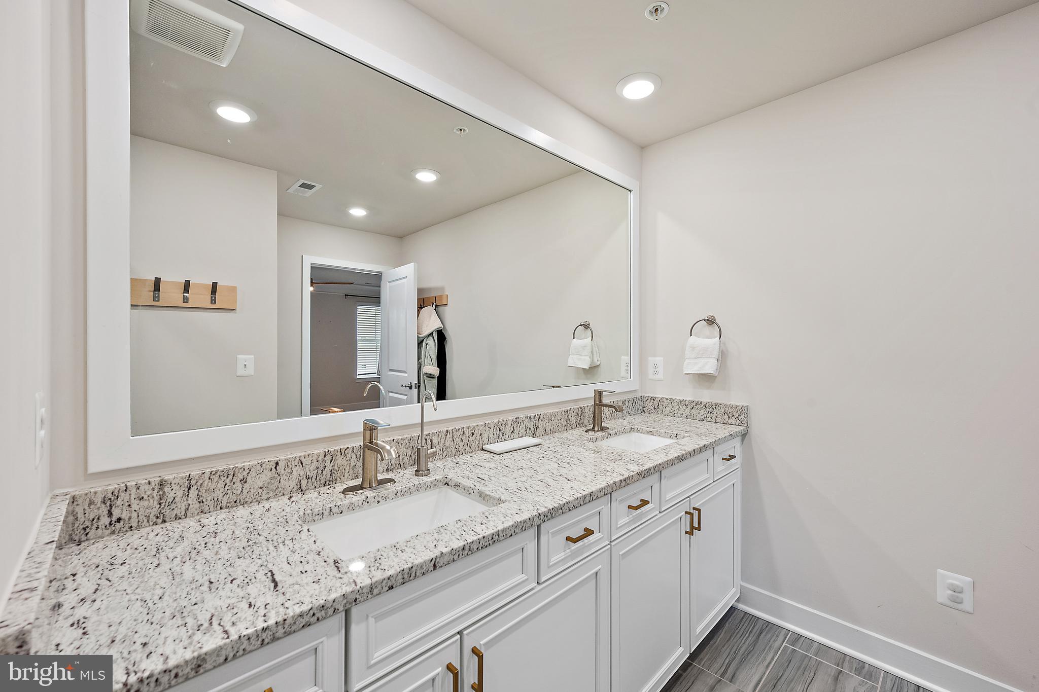 12428 SEA OAKS LANE 4