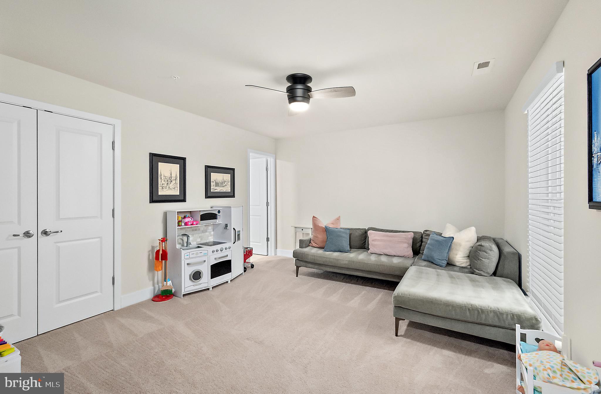 12428 SEA OAKS LANE 4