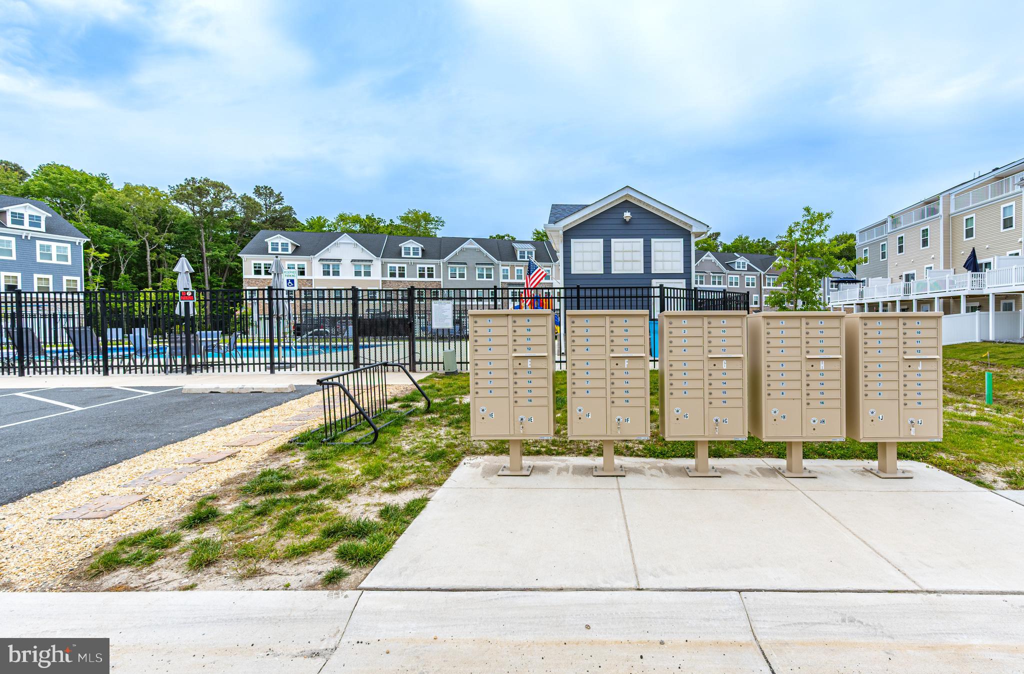 12428 SEA OAKS LANE 4