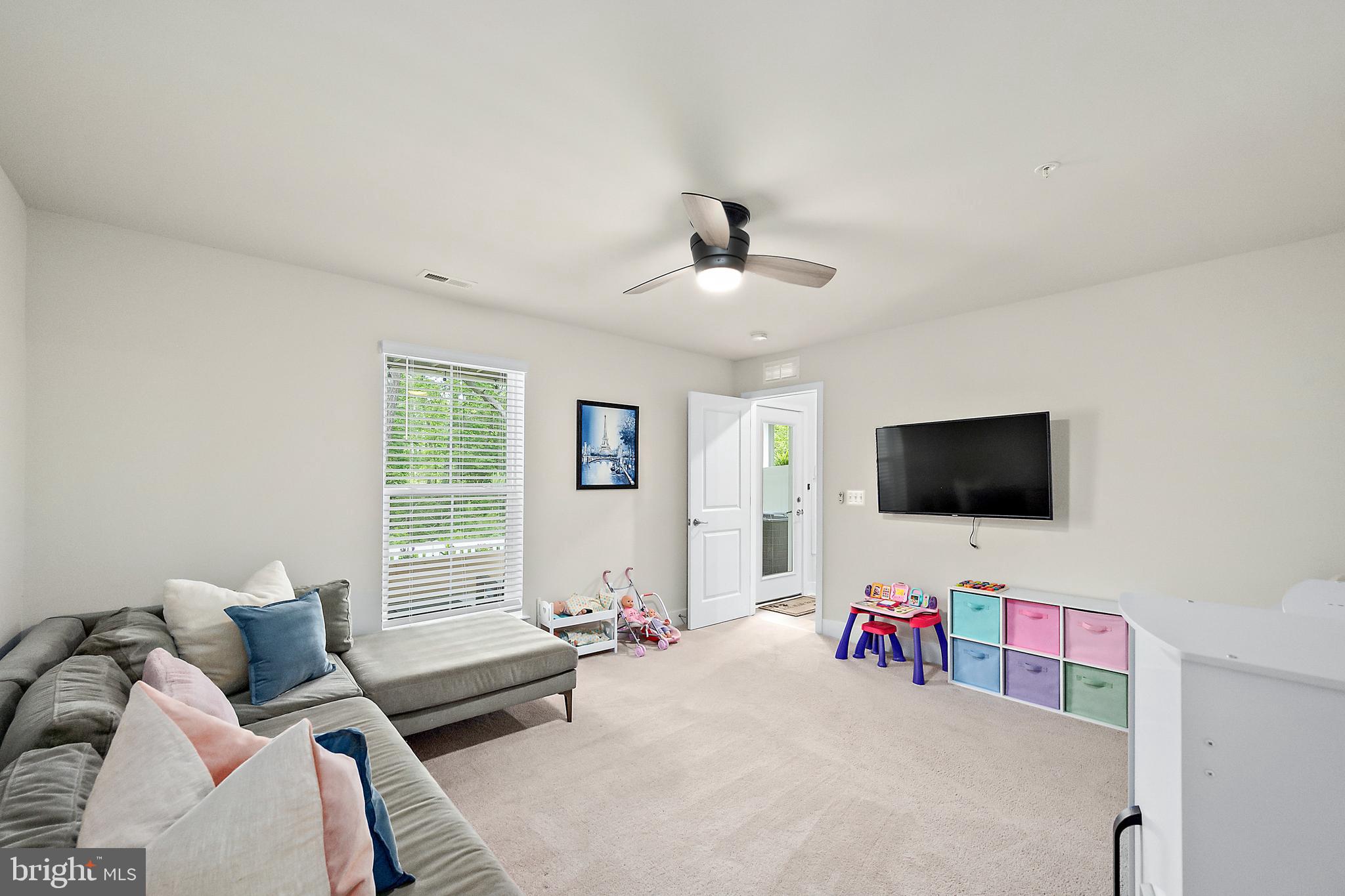 12428 SEA OAKS LANE 4