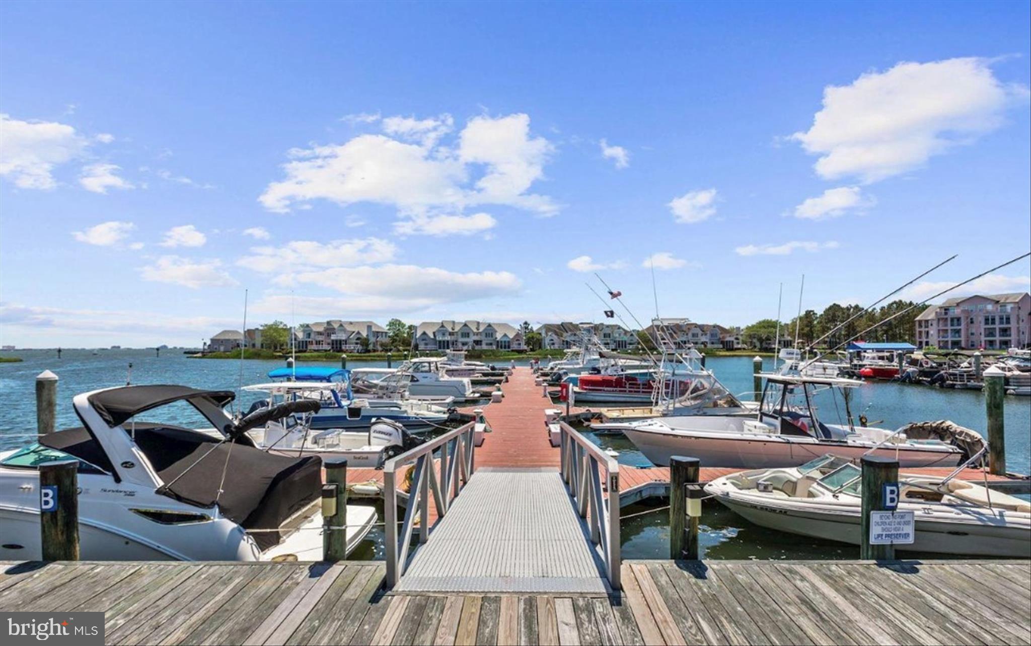2 DINGHY COURT