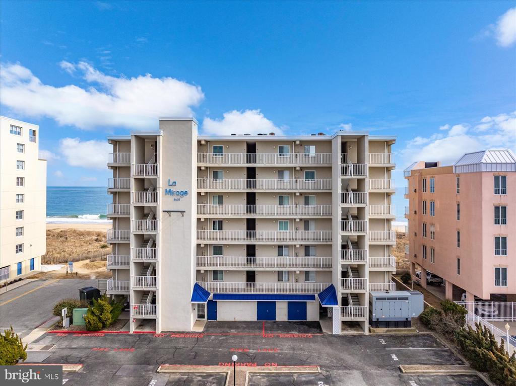 6109 ATLANTIC AVENUE 501